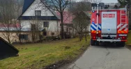 Pożar domu – strażacy ugasili płonący sprzęt AGD - zdjęcie 2