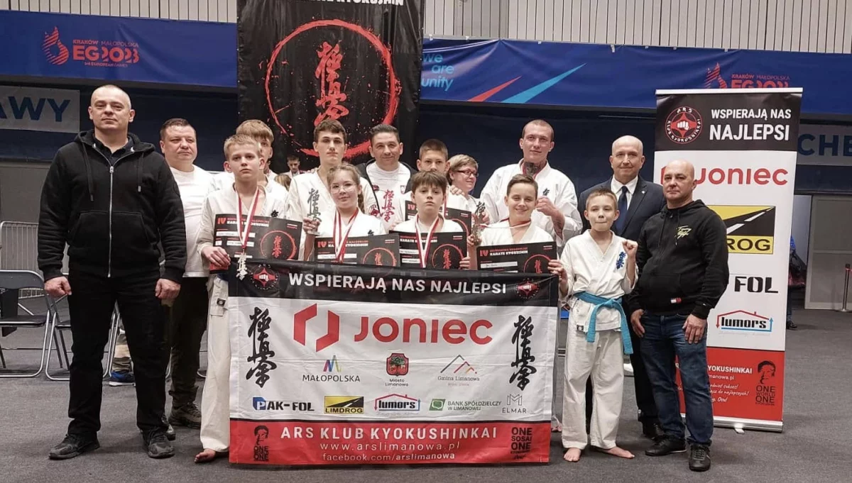 Pierwsze zawody w 2025 roku i 9 medali karateków ARS Limanowa – JONIEC Team