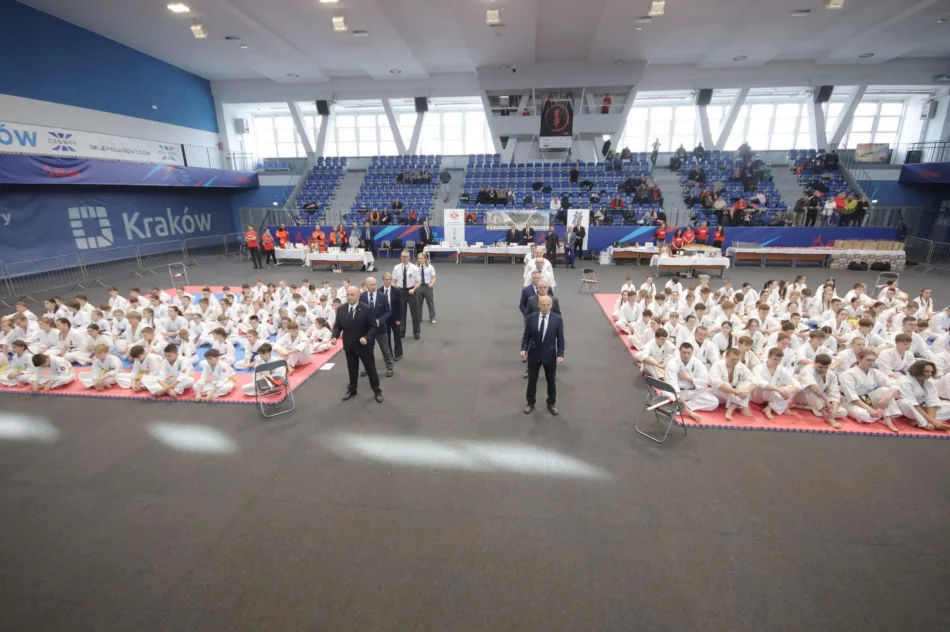 Pierwsze zawody w 2025 roku i 9 medali karateków ARS Limanowa – JONIEC Team - zdjęcie 4