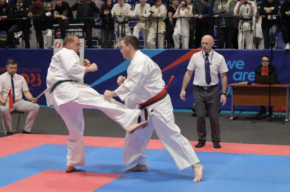 Pierwsze zawody w 2025 roku i 9 medali karateków ARS Limanowa – JONIEC Team - zdjęcie 18