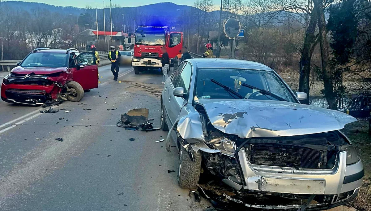 Kolizja na ul. Krakowskiej w Limanowej/fot.: KPP Limanowa