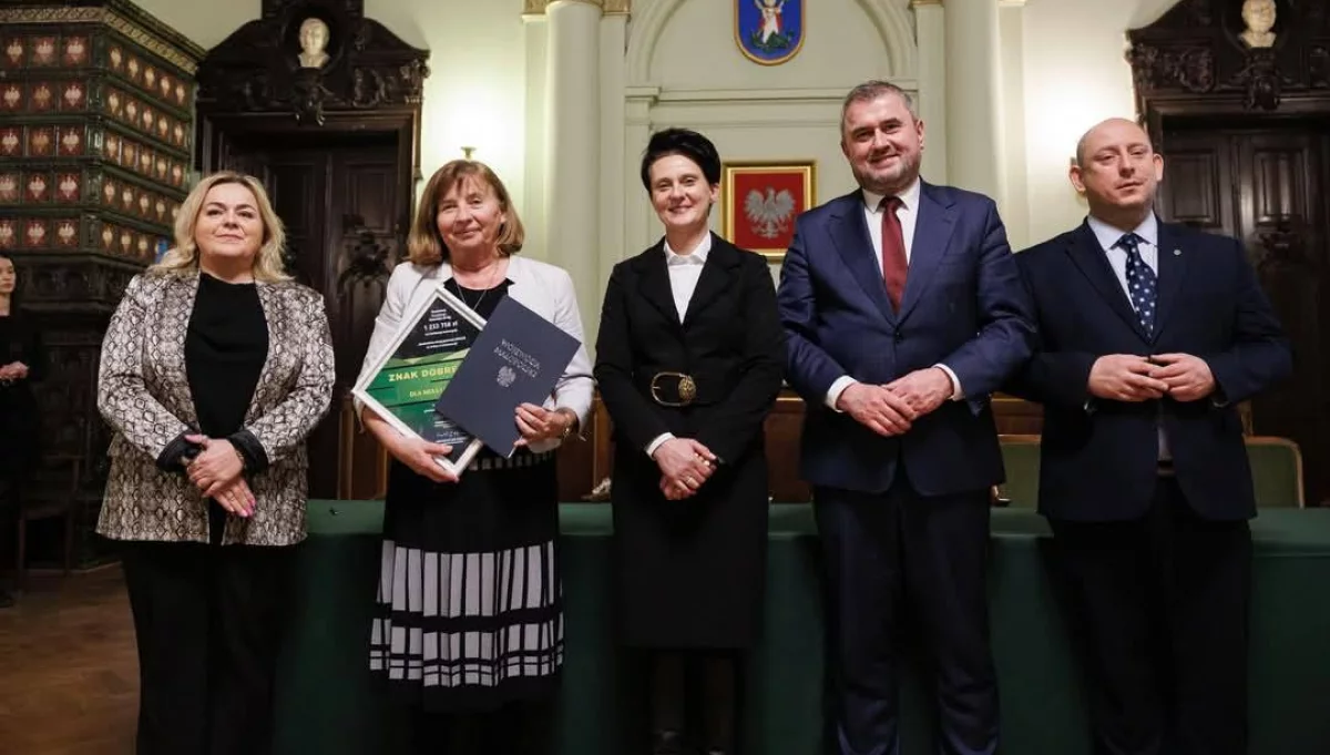 Umowa na kolejny remont drogi w Limanowej została podpisana