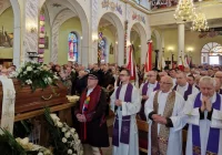 Ostatnie pożegnanie ks. prałata Kazimierza Pacha (ZDJĘCIA) - zdjęcie główne