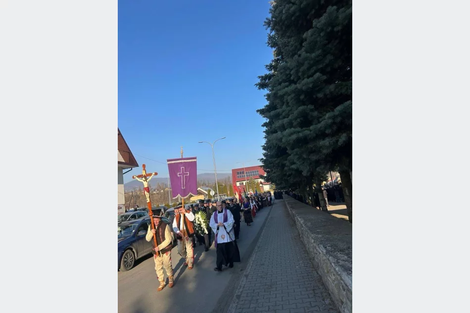 Ostatnie pożegnanie ks. prałata Kazimierza Pacha (ZDJĘCIA) - zdjęcie 8