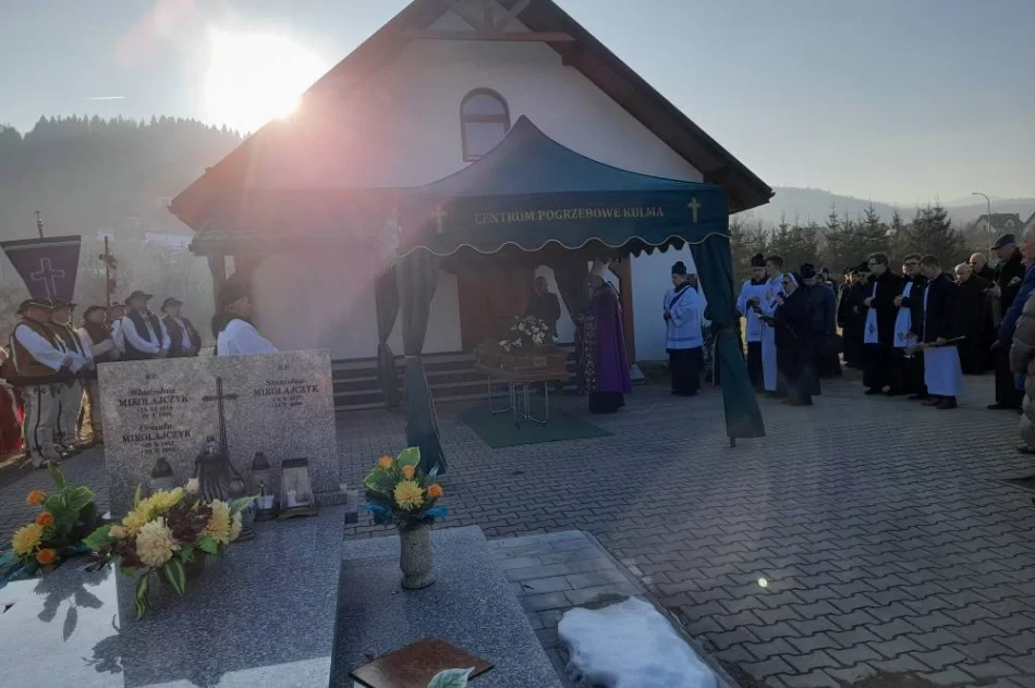Ostatnie pożegnanie ks. prałata Kazimierza Pacha (ZDJĘCIA) - zdjęcie 12