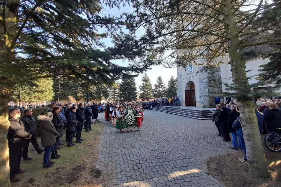 Ostatnie pożegnanie ks. prałata Kazimierza Pacha (ZDJĘCIA) - zdjęcie 16