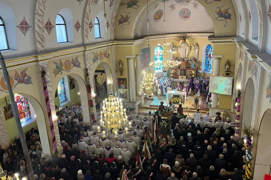 Ostatnie pożegnanie ks. prałata Kazimierza Pacha (ZDJĘCIA) - zdjęcie 19