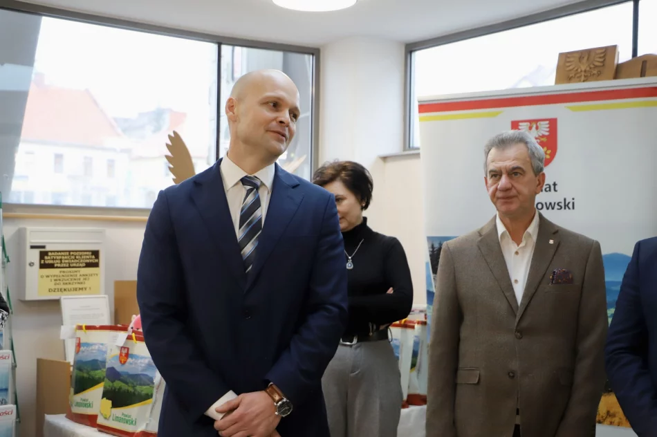 Podsumowanie III edycji Powiatowego Konkursu Artystycznego CUDA NIESŁYCHANE Z PATYCZKÓW WYKONANE - zdjęcie 5