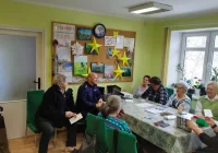Dzielnicowy spotkał się z seniorami - tematem bezpieczeństwo - zdjęcie główne