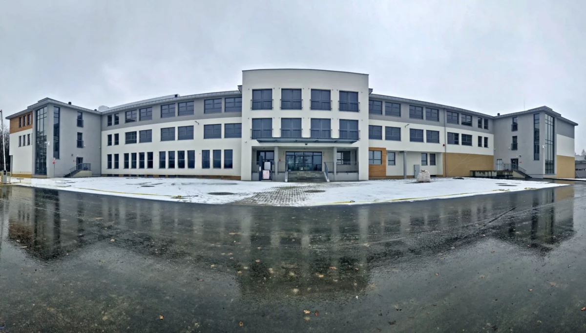 Nowa siedziba 114 batalionu lekkiej piechoty WOT w Limanowej