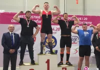 Został Mistrzem Polski Juniorów w trójboju siłowym - zdjęcie główne