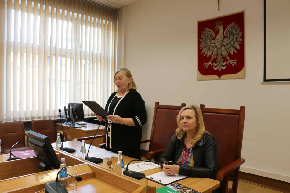 ​Pierwsze posiedzenie Miejskiej Rady Seniorów (ZDJĘCIA) - zdjęcie 19