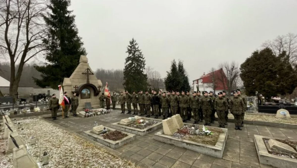 Strzelcy upamiętnili żołnierzy Armii Krajowej/fot.:  ZS nr 1 Limanowa