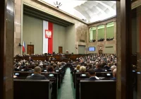Sejm obraduje nad projektami ustaw i zmianami w prawie (TRANSMISJA) - zdjęcie główne
