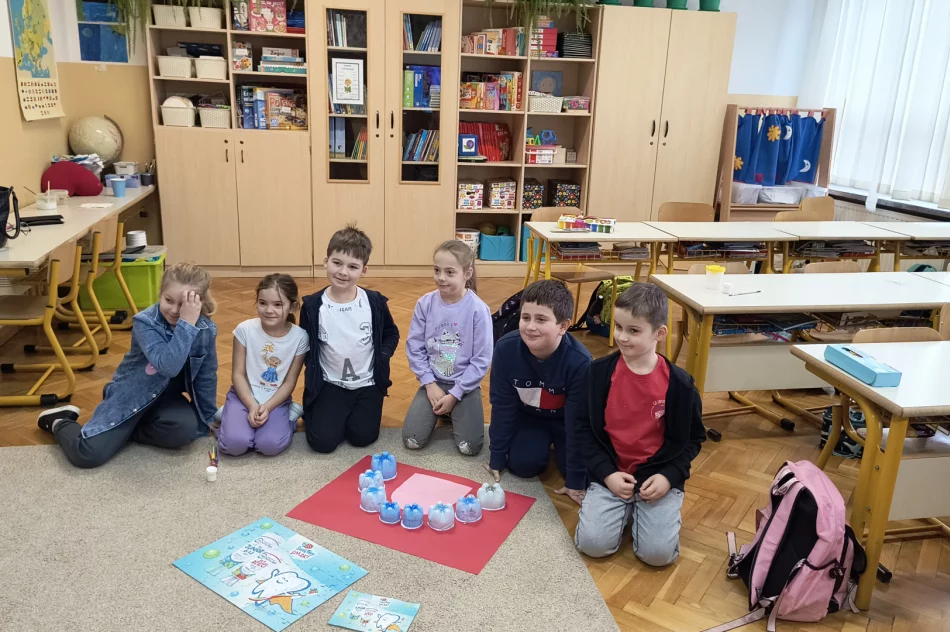 Spotkanie edukacyjne o higienie jamy ustnej w Szkole Podstawowej nr 1 w Męcinie - zdjęcie 6