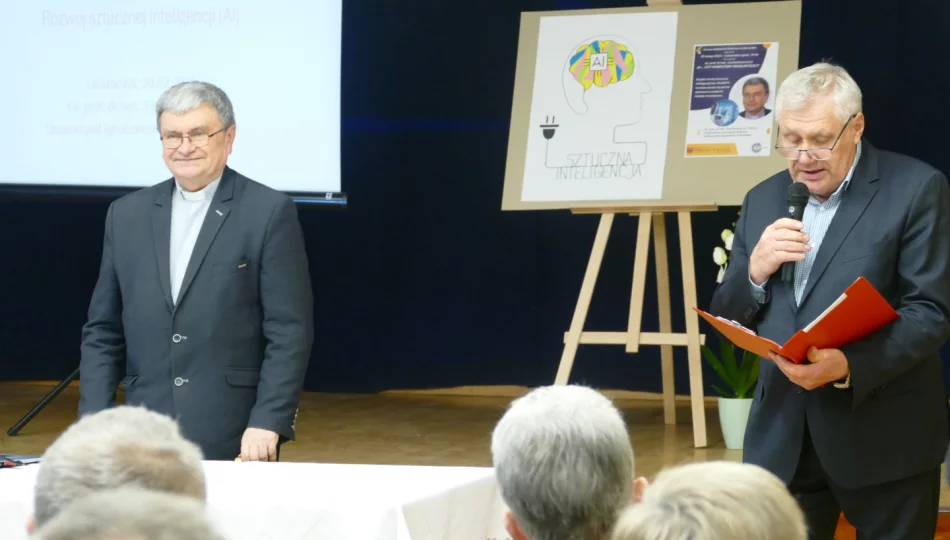 ,,Czy komputery mogą myśleć?" - Relacja ze spotkania z Ks. prof. dr hab. Józefem Bremerem SJ - zdjęcie 1