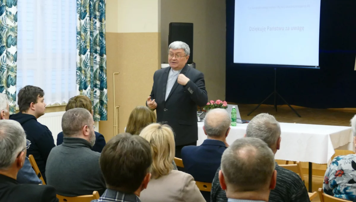 Spotkanie poświęcone sztucznej inteligencji/fot.: GBP Stara Wieś