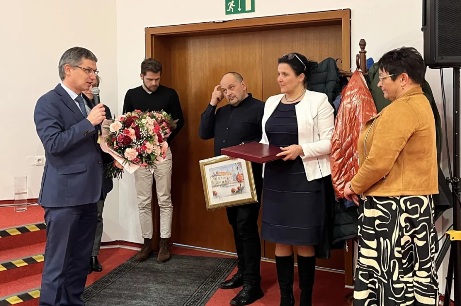 Rada Gminy jednogłośnie odwołała skarbnika - zdjęcie 4