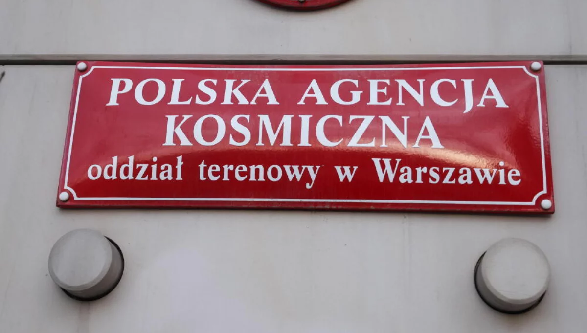 POLSA: w czwartek części chińskiej rakiety mogą wejść w atmosferę, także nad Polską