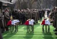 Pochowano Żołnierzy Wyklętych, w tym Edwarda Szwejkowskiego „Łotra” - zdjęcie główne