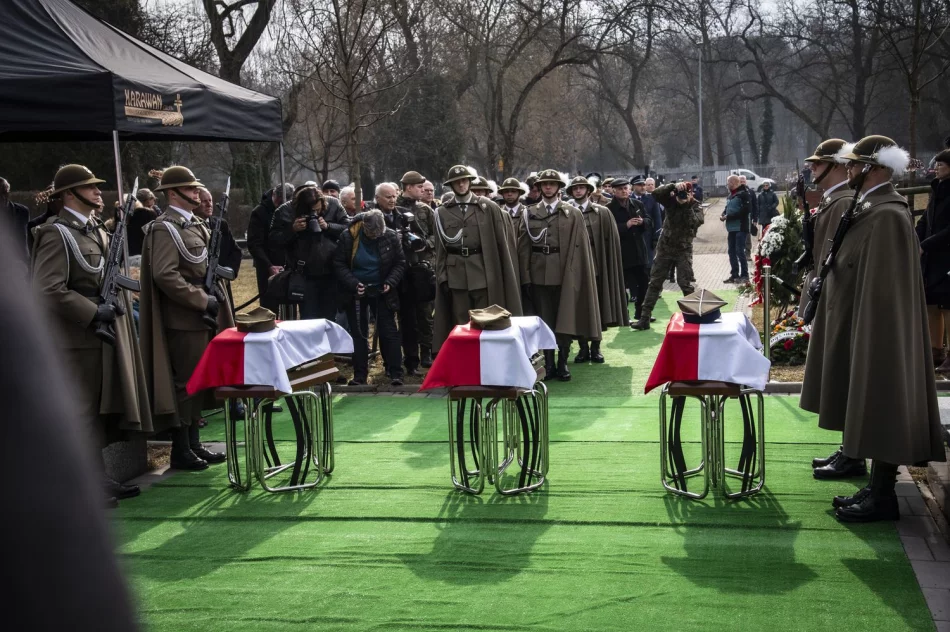 Pochowano Żołnierzy Wyklętych, w tym Edwarda Szwejkowskiego „Łotra” - zdjęcie 5