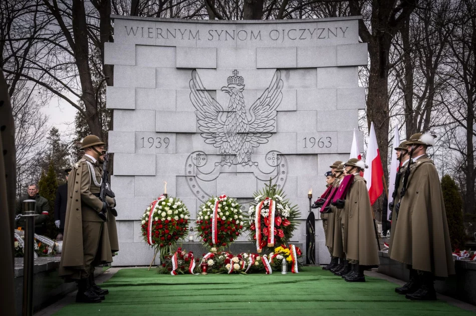 Pochowano Żołnierzy Wyklętych, w tym Edwarda Szwejkowskiego „Łotra” - zdjęcie 7