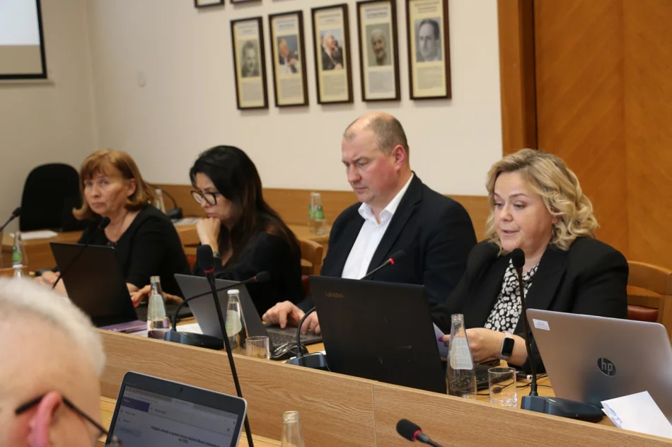 XII sesja Rady Miasta Limanowa - zdjęcie 2