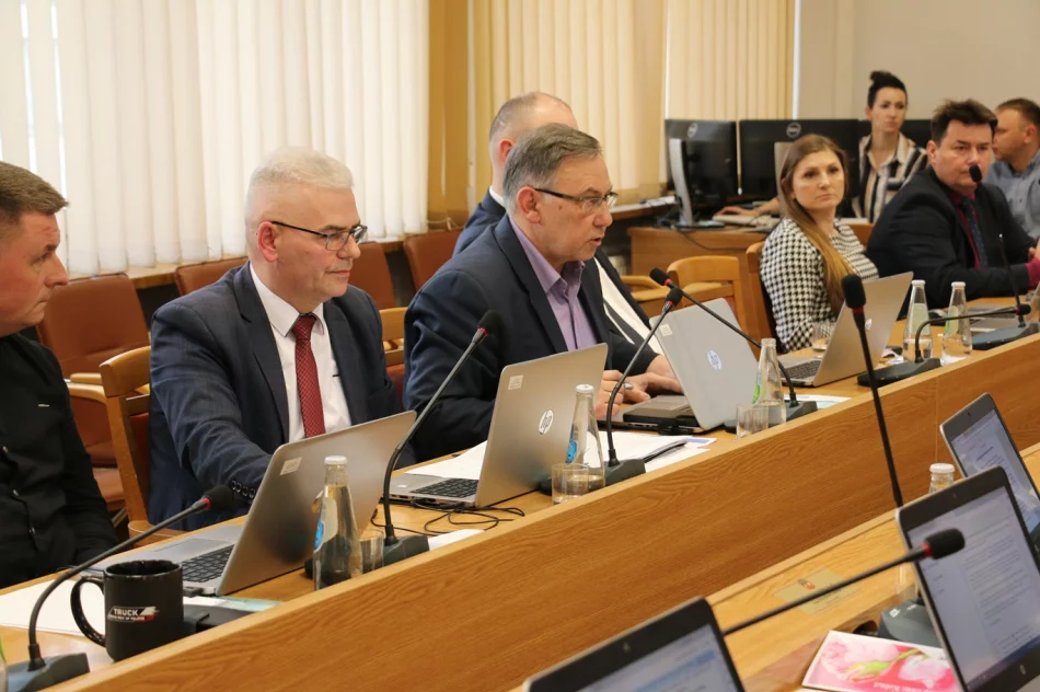 XII sesja Rady Miasta Limanowa - zdjęcie 19