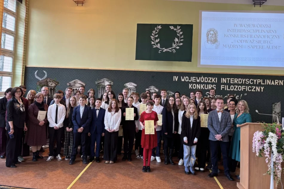 Gala Finałowa IV Wojewódzkiego Interdyscyplinarnego Konkursu Filozoficznego - zdjęcie 19