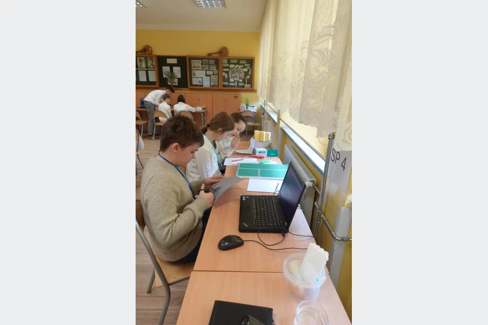 I Międzyszkolny Konkurs Matematyczno-Przyrodniczy “Matematyczny spacer ścieżkami przyrody” w SP nr 3 - zdjęcie 8