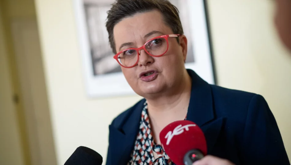 Katecheci chcą ustawowo uregulowanych obowiązkowych lekcji religii lub etyki; MEN jest przeciw - zdjęcie 1