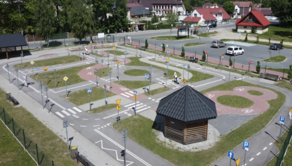 Miasteczko komunikacyjne otwarte wcześniej - zdjęcie 1