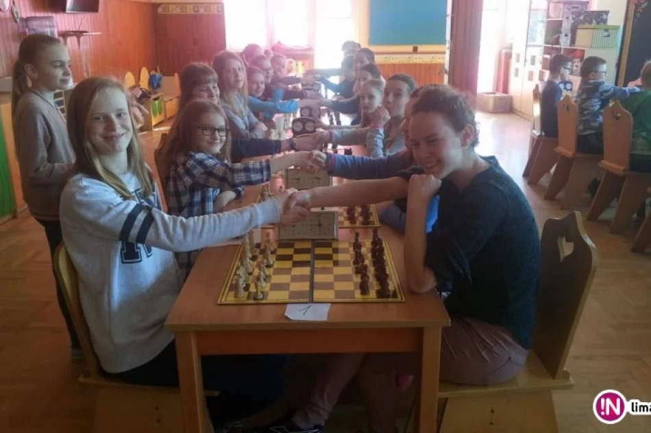 Rywalizowali przy szachownicy - zdjęcie 2