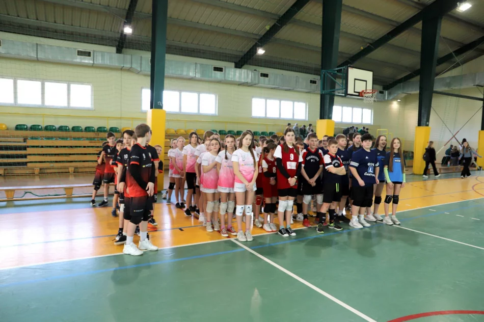 Mordarka Mistrzami Gminy Limanowa w Piłce Siatkowej Dzieci - zdjęcie 3
