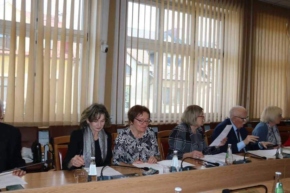 Nowa reprezentacja - czy potrzebna? - zdjęcie 6
