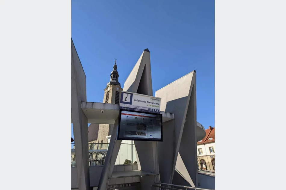 ​Nowy ekran w centrum miasta – mieszkańcy sprawdzą jakość powietrza - zdjęcie 3