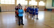 Chłopcy ze Starej Wsi 1 zwyciężają w Mistrzostwach Gminy Limanowa w Piłce Ręcznej Młodzieży Szkolnej - zdjęcie 4