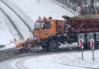 Trudne warunki na drogach - korki i kolizje - zdjęcie główne