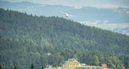 Spadochrony i Casa nad Dzielcem – inscenizacja zrzutów alianckich w Słopnicach (zdjęcia) - zdjęcie 4