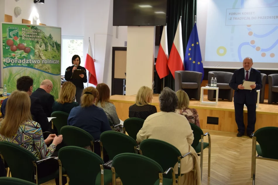 Forum Kobiet – spotkanie poświęcone tradycji i przedsiębiorczości - zdjęcie 12