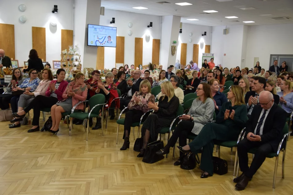 Forum Kobiet – spotkanie poświęcone tradycji i przedsiębiorczości - zdjęcie 14