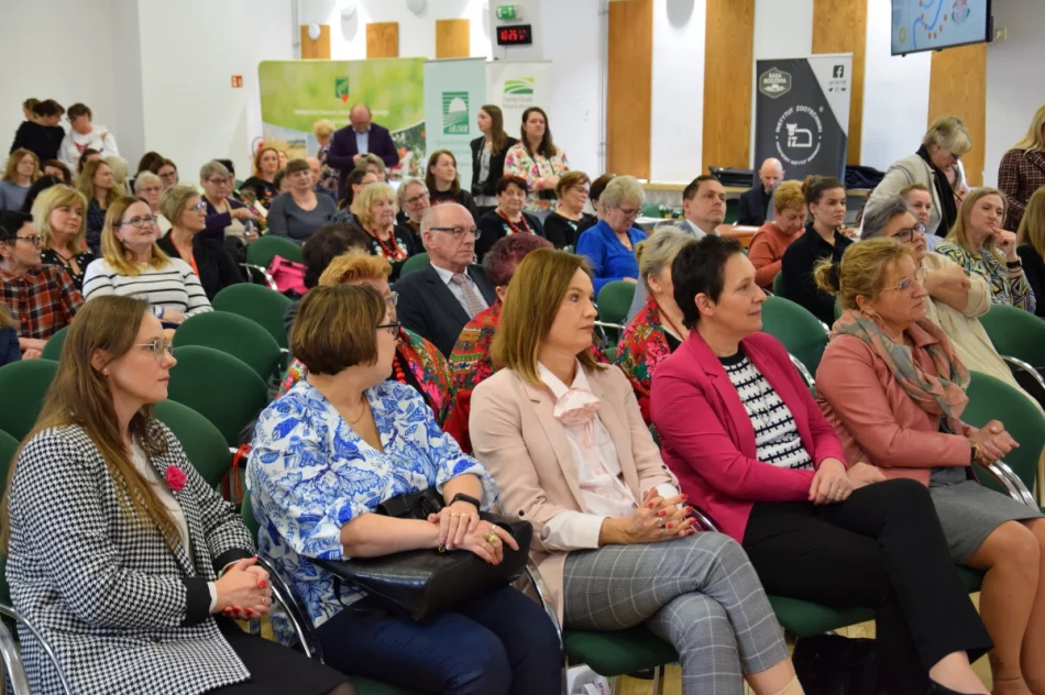 Forum Kobiet – spotkanie poświęcone tradycji i przedsiębiorczości - zdjęcie 16