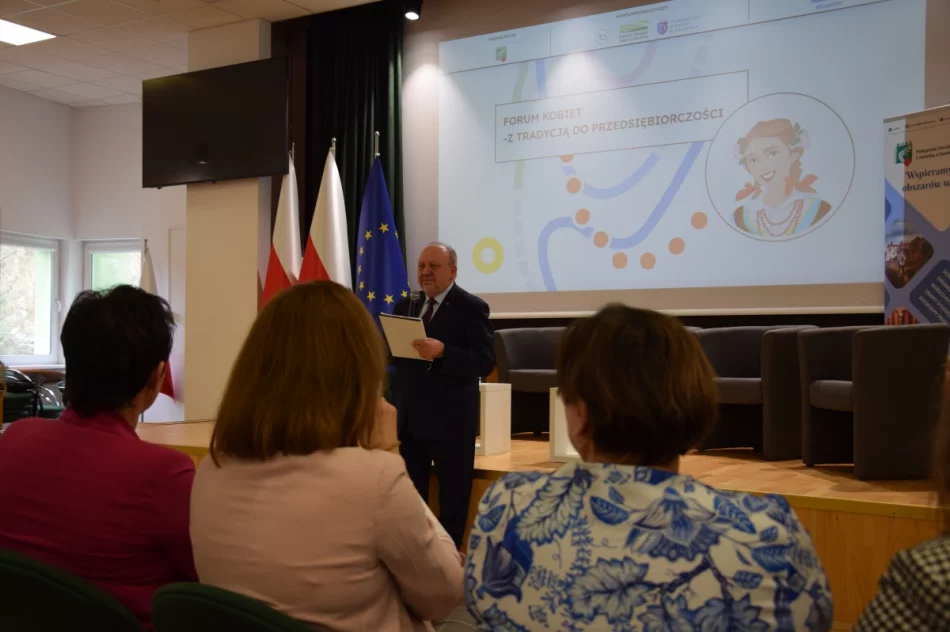 Forum Kobiet – spotkanie poświęcone tradycji i przedsiębiorczości - zdjęcie 17