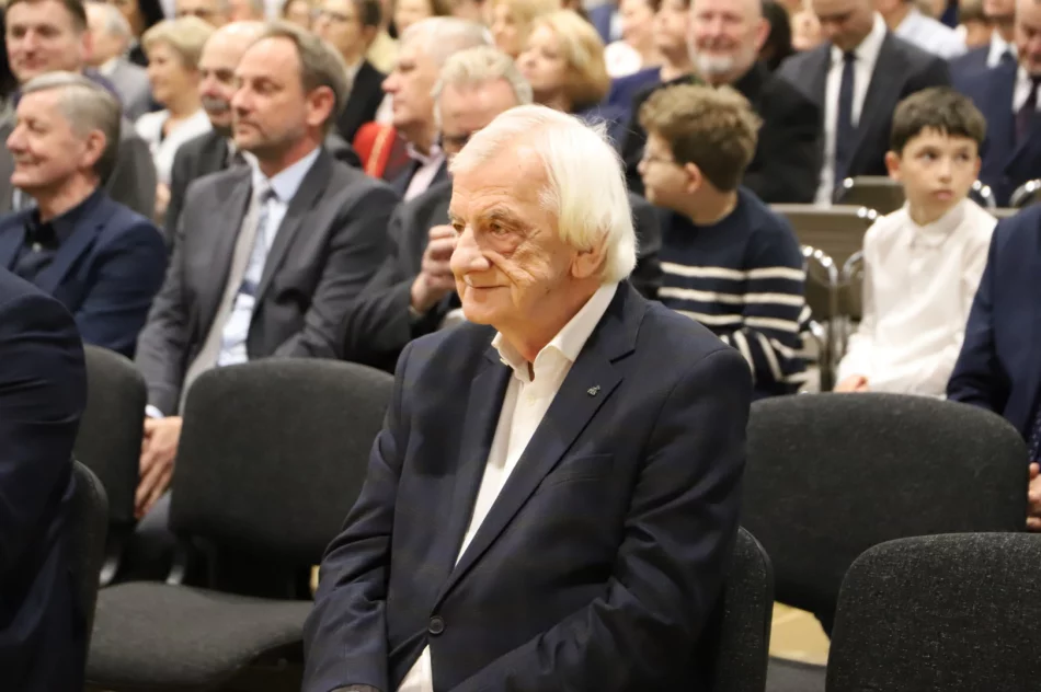 Szkoła po rozbudowie oficjalnie otwarta (ZDJĘCIA) - zdjęcie 6