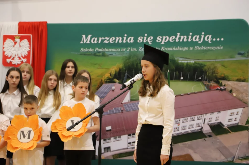 Szkoła po rozbudowie oficjalnie otwarta (ZDJĘCIA) - zdjęcie 17
