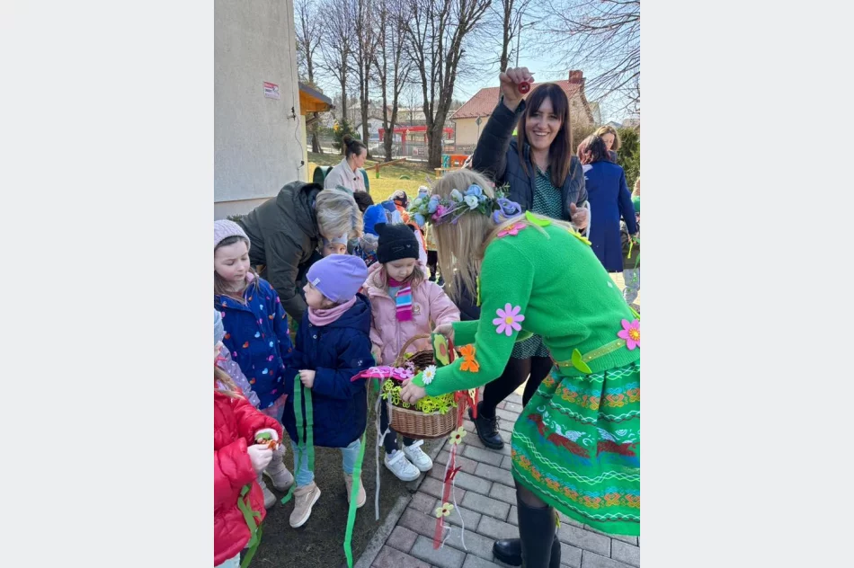 Powitanie Wiosny w miejskich przedszkolach - zdjęcie 11