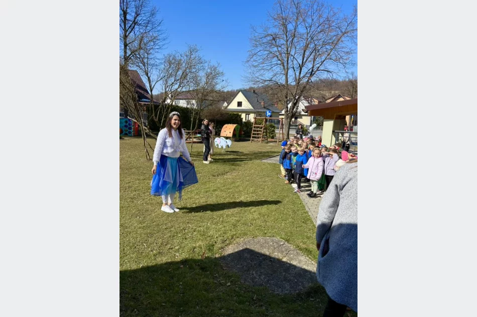 Powitanie Wiosny w miejskich przedszkolach - zdjęcie 15