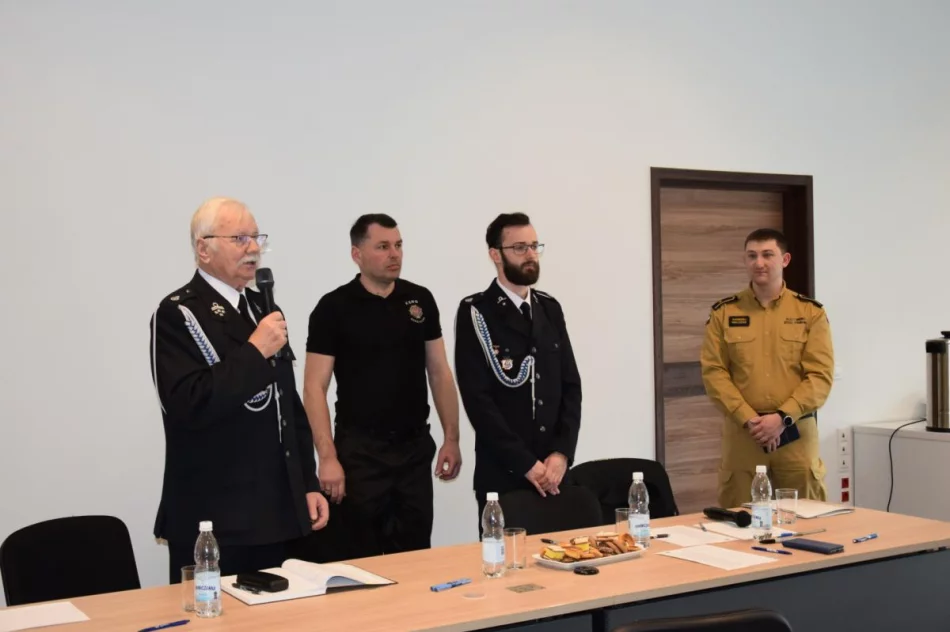 Młodzi wykazali się wiedzą pożarniczą - zdjęcie 5