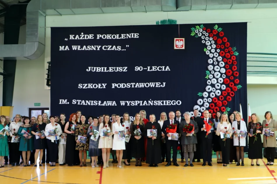 Jubileusz szkoły - placówka ma już 70 lat (ZDJĘCIA) - zdjęcie 2