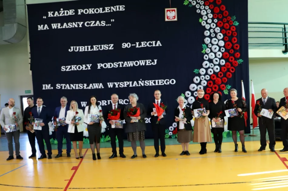 Jubileusz szkoły - placówka ma już 70 lat (ZDJĘCIA) - zdjęcie 8